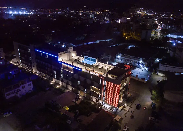 ベッド・アンド・ブレックファスト Sun